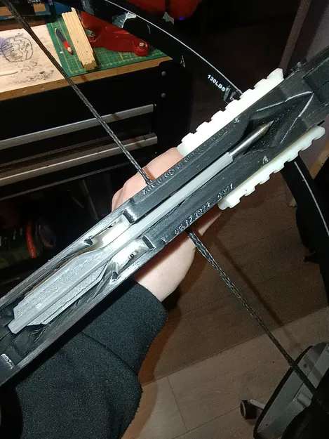 Bolt cho pistol crossbow: đầu “shoe” 6.4" tương thích MiniAdder - Image 1