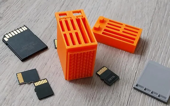 Hộp đựng thẻ SD có nắp - Image 1