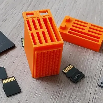 Hộp đựng thẻ SD có nắp