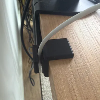 Móc treo dây cáp cho bàn làm việc