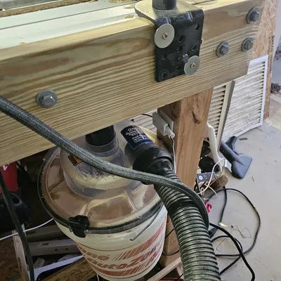 Mount treo quai xách thùng 5 gallon (Bucket Handle Mount)