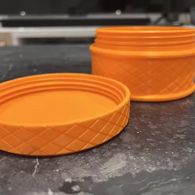 Hộp đựng hình trụ parametric có pattern (Parametric cylidrical container)