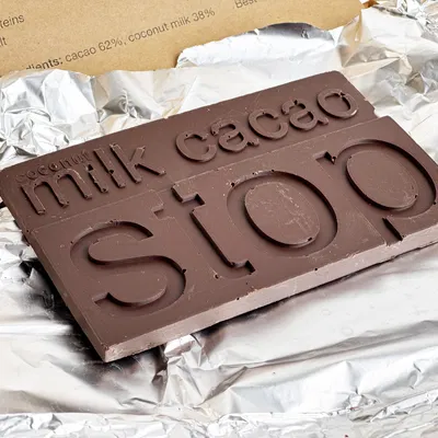 Thanh socola STOP cacao & sữa dừa (coconut milk chocolate bar)