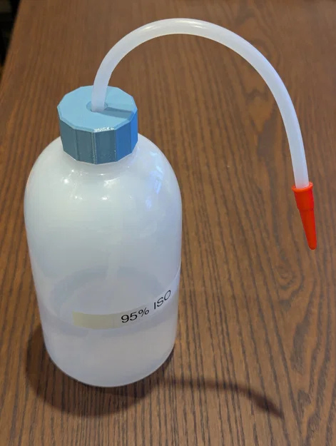 Nắp thay thế cho chai rửa phòng thí nghiệm (lab wash bottle) - Image 1