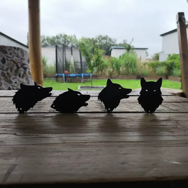 Móc khóa đầu sói (Wolf head keychains) - Image 1
