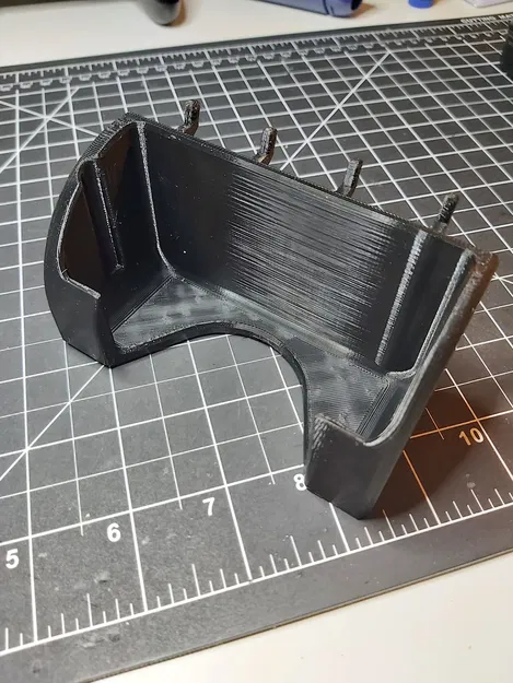 Giá đỡ bộ bit tua vít LTT Precision cho pegboard lỗ cách 1 inch - Image 2