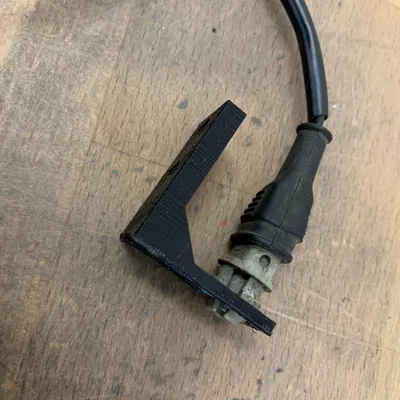 Giá đỡ cảm biến nhiệt độ ngoài trời ATA cho Audi 80/90/100/200/V8 (Halter)