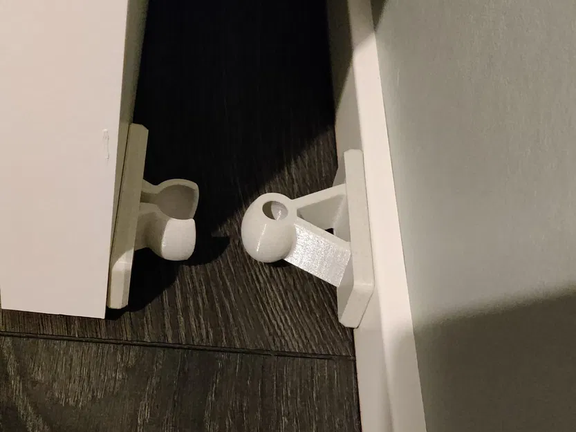 Chặn/Giữ Cửa kèm Nắp Che Vít (Door holder with screw cover) - Image 2