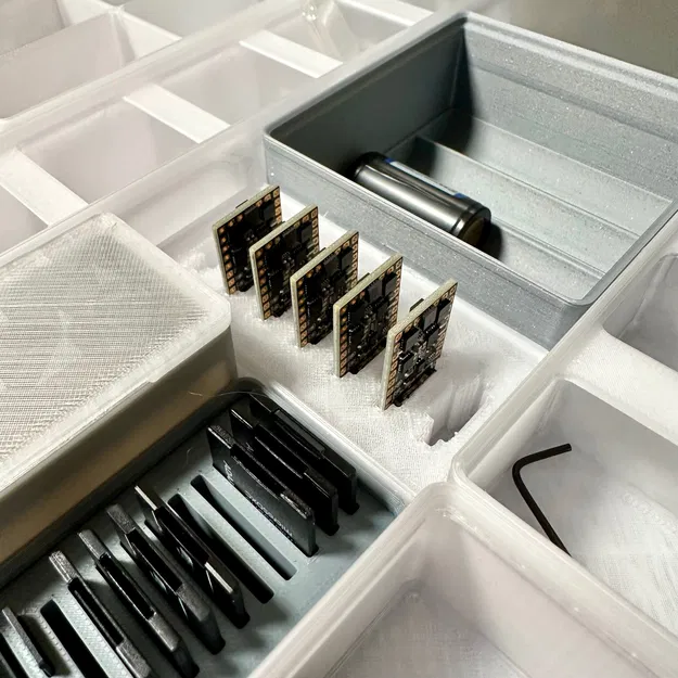 Khay Gridfinity Bin - Proffieboard - Image 1