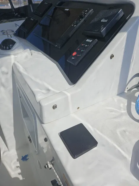 Nắp che bảo vệ thời tiết cho bowthruster Sidepower - Image 2