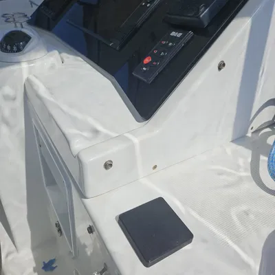 Nắp che bảo vệ thời tiết cho bowthruster Sidepower