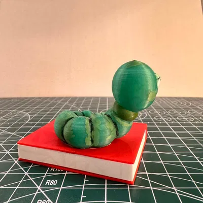 Bookworm - Bücherwurm (Tonie custom cho học hỏi & truyện nghe)