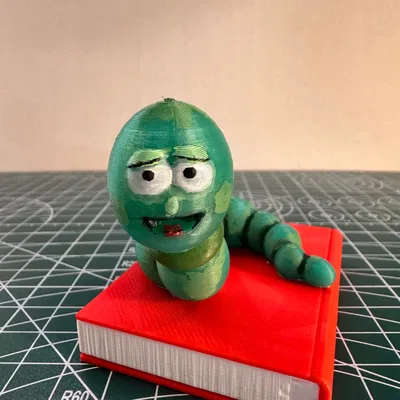 Bookworm - Bücherwurm (Tonie custom cho học hỏi & truyện nghe)