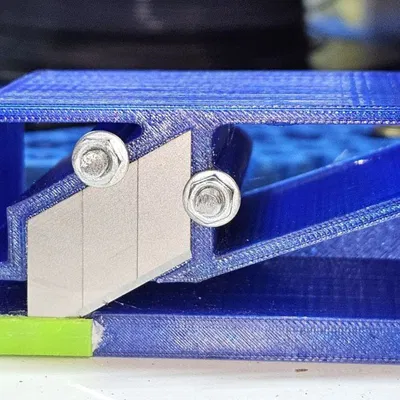 Dao cắt dây nịt da (Leather belt cutter)