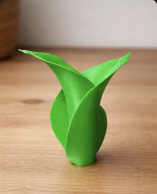 Bình Hoa Lấy Cảm Hứng Từ Lá (Leaf Inspired Vase) - Image 2