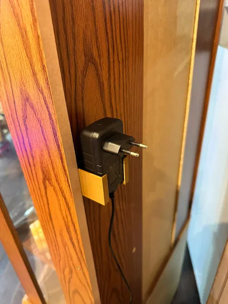 Giá treo tường/kệ cho bộ nguồn 12V (50x40mm) - Image 4