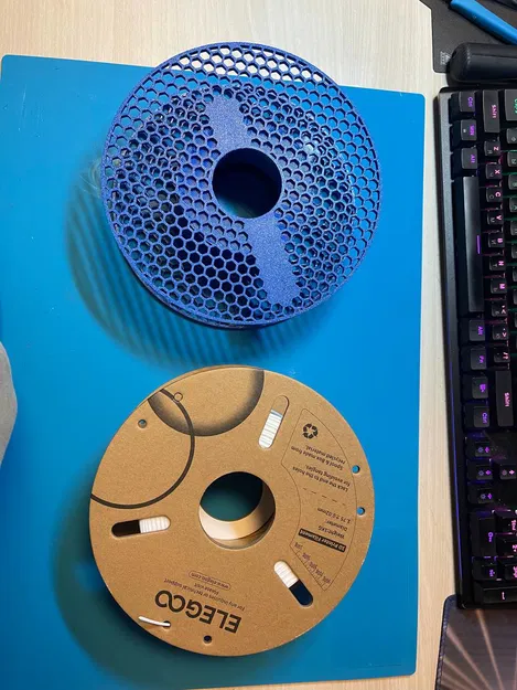Cuộn spool tái sử dụng cho filament từ cuộn carton ELEGOO - Image 2