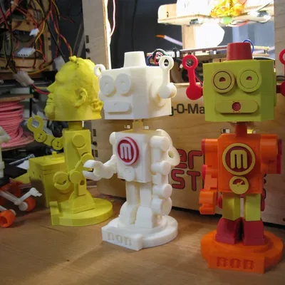 BOB: The Bobblehead Bot