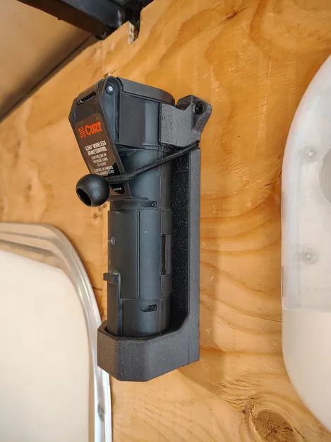 Giá treo tường cất Curt Echo 51180 Bluetooth Trailer Brake Controller - Image 2