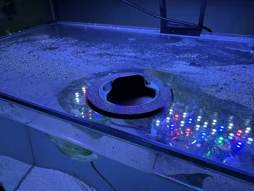 Cổng Cho Ăn Tròn Cho Nắp Hồ Cá (Circular Aquarium Lid Feeding Port) - Image 1