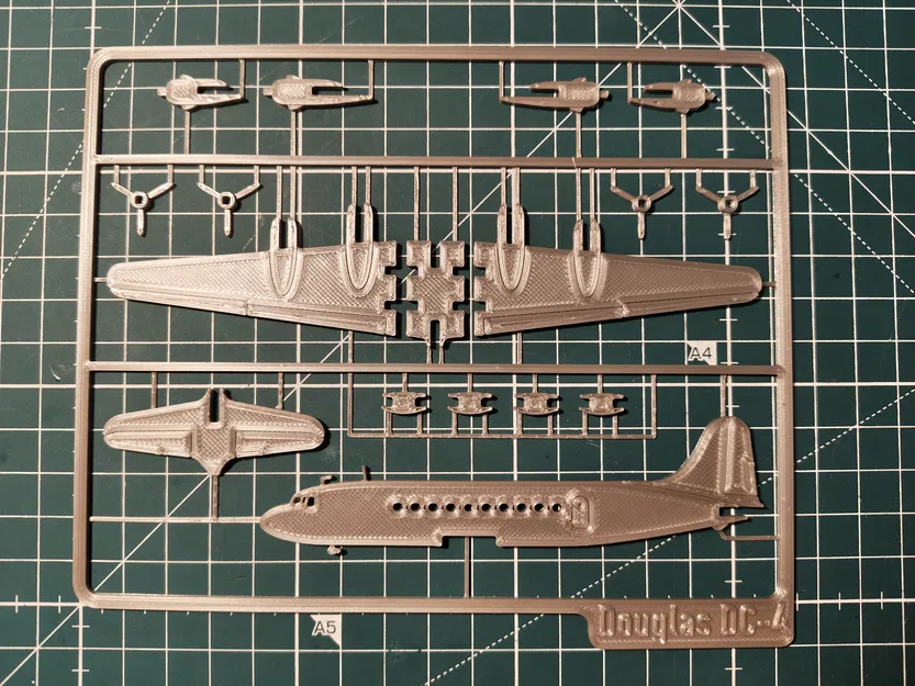 Douglas DC-4 Kit Card – Mô hình lắp ráp để in 3D - Image 4
