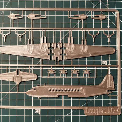 Douglas DC-4 Kit Card – Mô hình lắp ráp để in 3D