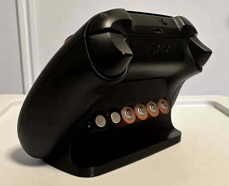 Kệ Xbox Controller kèm ngăn chứa pin AA (Xbox Controller Stand w/AA Battery Storage) - Image 1