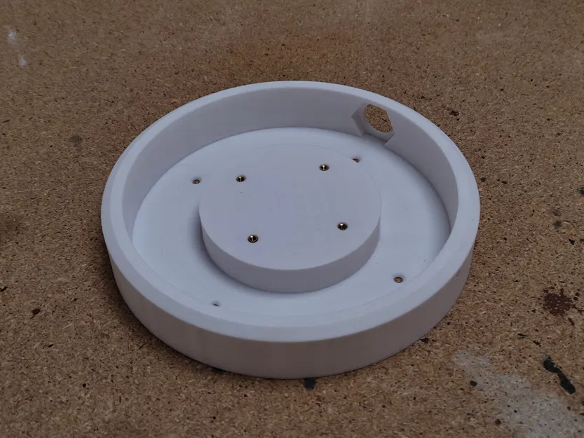 Ngàm gắn trần (surface mount) cho Unifi AP, có cổng conduit 20mm - Image 2