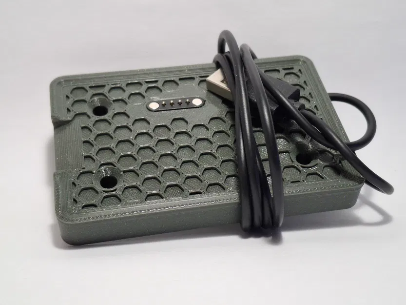 Đế sạc Sensecap T1000-E có lỗ bắt vít (remix) - Image 1