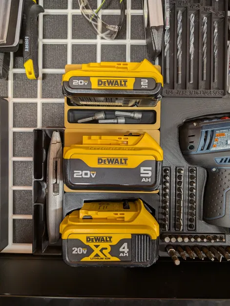 Khay Gridfinity pin DEWALT 20V MAX 2Ah + ngăn chứa phụ - Image 2