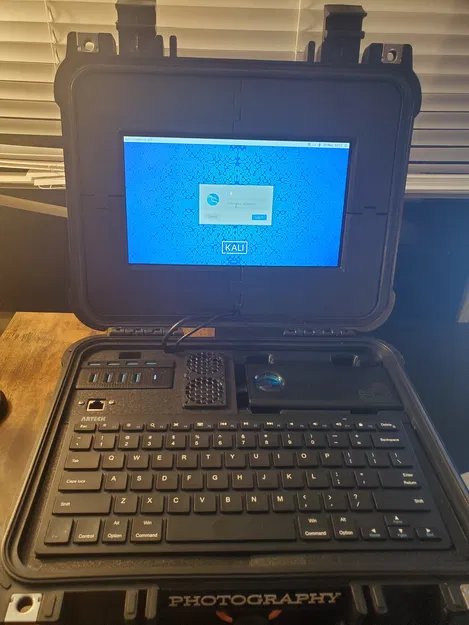 Raspberry Pi Apache 2800 Pentesting Rig (Bộ rig pentest trong vali Apache 2800) - Image 1