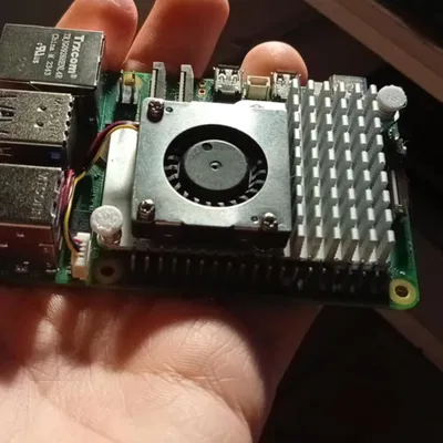 Chốt gài cho quạt Raspberry Pi 5