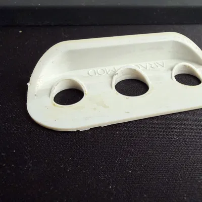 Giá đỡ căn chỉnh tay nắm cửa sổ (Window handle alignment bracket)