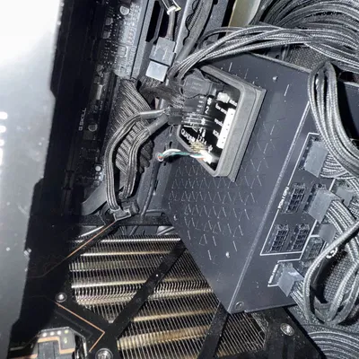 Ngàm gắn Aquacomputer Quadro cho nguồn SFX (SFX PSU Mount)