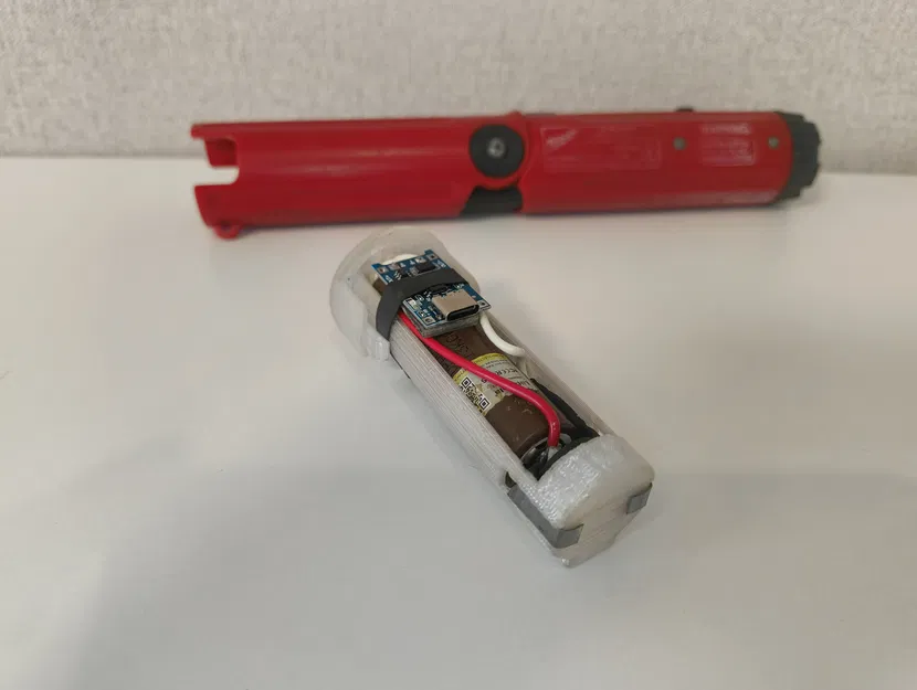 Milwaukee 6546-1 Lion 18650 - Image 4