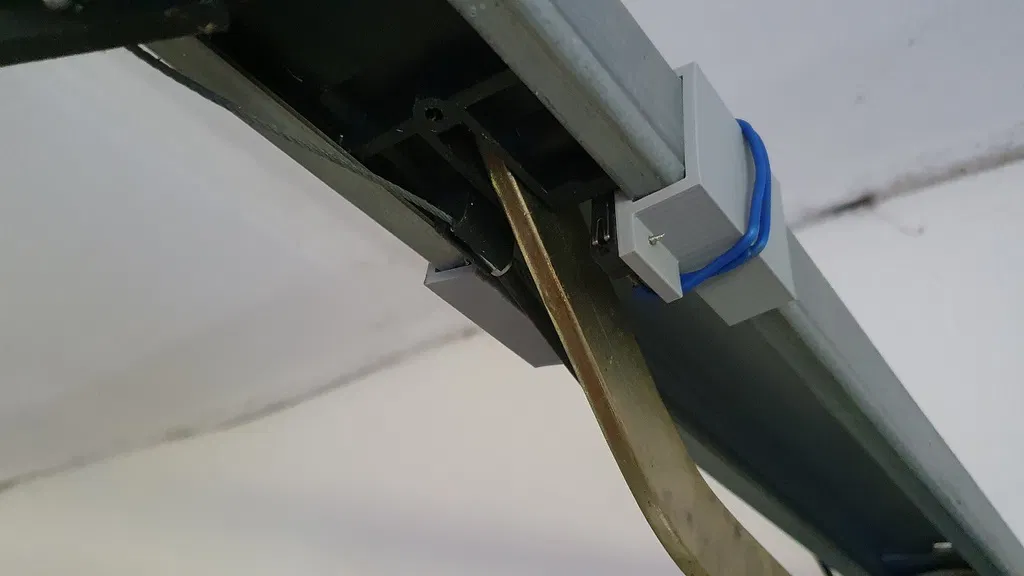 Giá đỡ micro switch cho ray cửa gara Normstahl (endstop) - Image 4