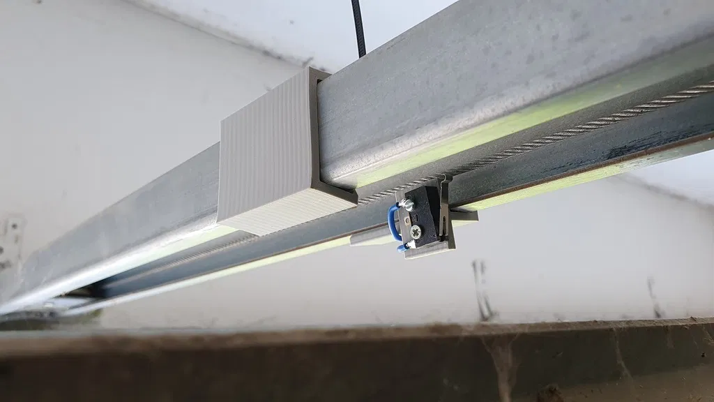 Giá đỡ micro switch cho ray cửa gara Normstahl (endstop) - Image 5