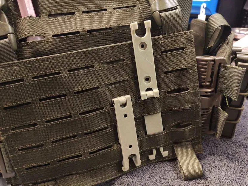 Universal Molle Clip (Kẹp Molle đa năng) - Image 1