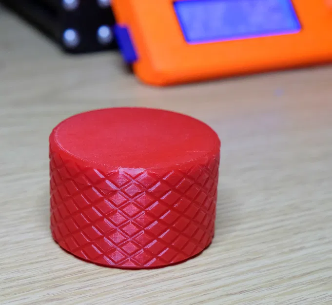 Hộp tròn khóa xoay Twist Lock Round Container v2 - Image 1