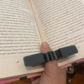 Gác ngón cái giữ sách Batman (Batman book thumb support) - Thumbnail 1