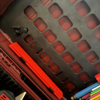 Ngàm gắn socket rail cho bảng MOLLE Pelican 1535