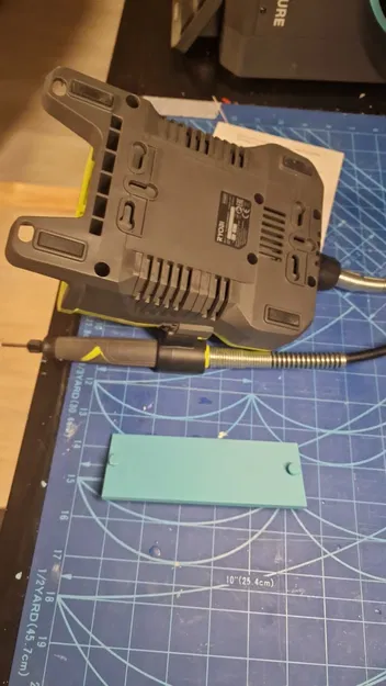 Ngàm gắn Ryobi rotary cho bảng Skadis - Image 3