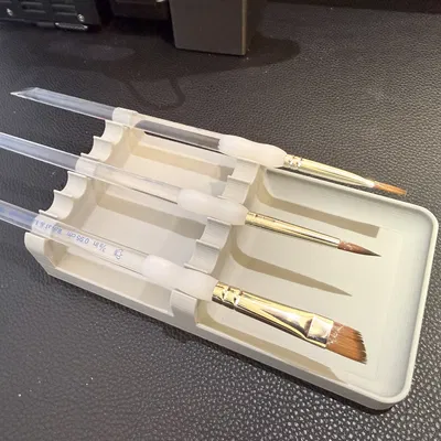 Khay để cọ sơn có tạ (Weighted) kèm khay hứng nhỏ giọt