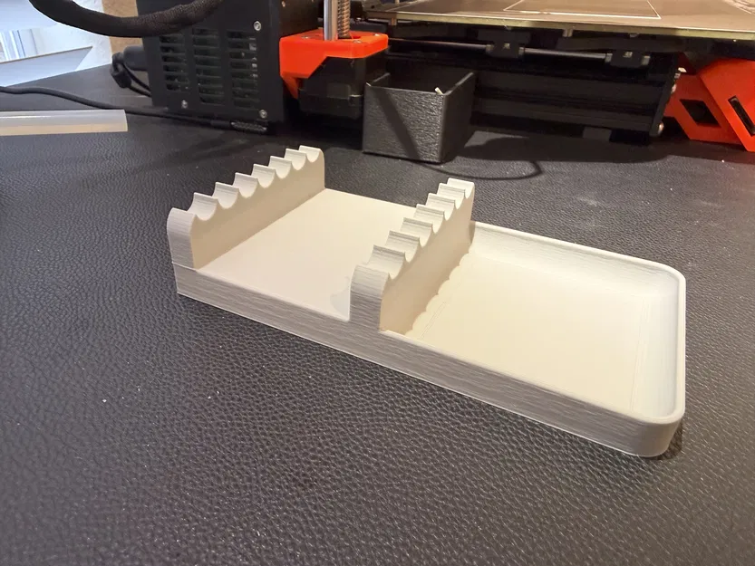 Khay để cọ sơn có tạ (Weighted) kèm khay hứng nhỏ giọt - Image 4