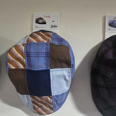 Giá treo mũ Boston Scally Cap