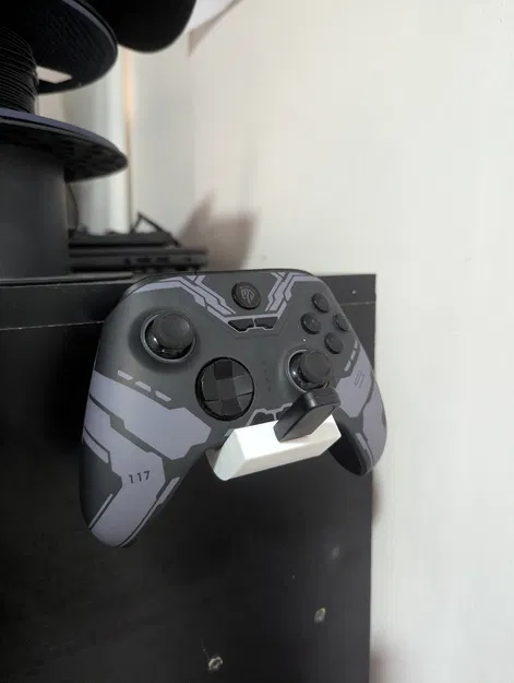 Giá Treo Tường Tay Cầm Chơi Game Không Dây (kèm lỗ gắn Dongle) loại Generic - Image 1