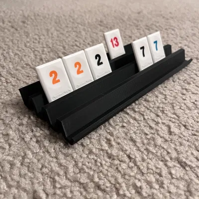 Kệ Đỡ Quân Xếp Chồng Gọn Nhẹ (Rummikub)