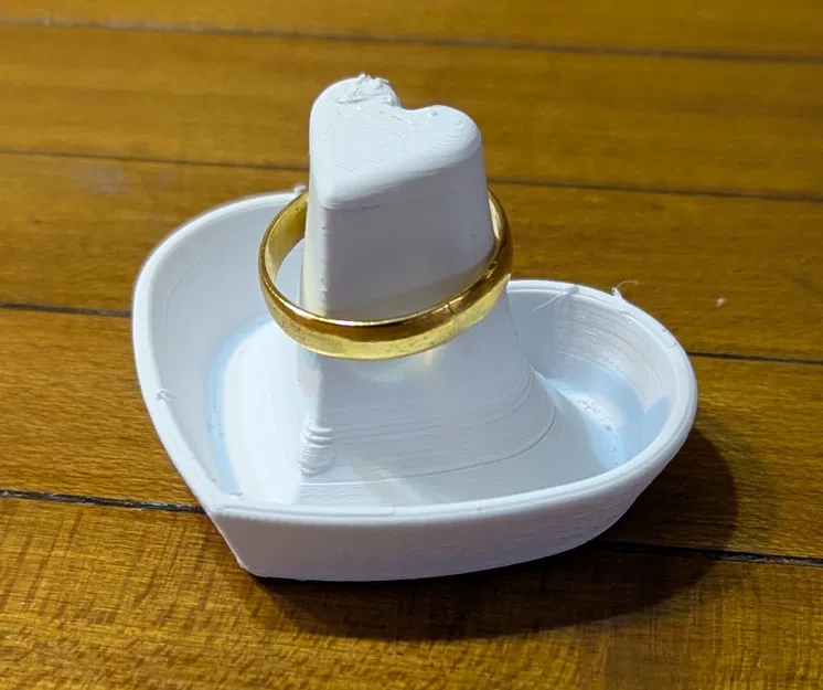 Khay đựng nhẫn hình trái tim - nhỏ - Image 1