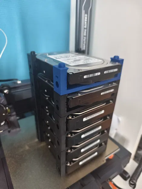 Giá xếp HDD (Hard Disk Drive) – remix dễ in, bỏ phần top không cần thiết - Image 1