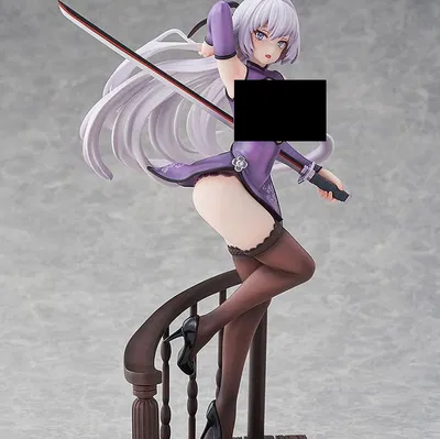 Cô Gái Anime/Hentai Sexy Cầm Katana